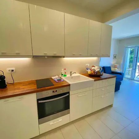 Paleopetres K-eight - Premium - - * Kalami (Corfu)