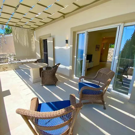 Paleopetres K-eight - Premium - - Kalami (Corfu)