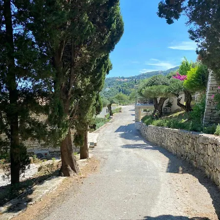 Paleopetres K-eight - Premium - - * Kalami (Corfu)